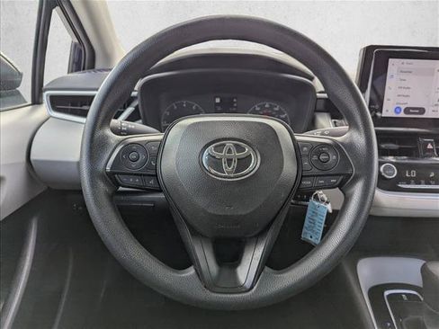 Used 2025 Toyota Corolla LE FWD image 15