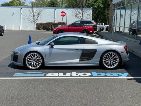 Used 2017 Audi R8 V10 AWD/4WD image 14