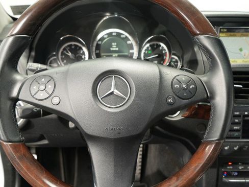 Used 2011 Mercedes-Benz E 350 Cabriolet image 28