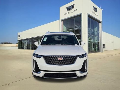 New 2025 Cadillac XT6 Premium Luxury w/ Technology Package image 2