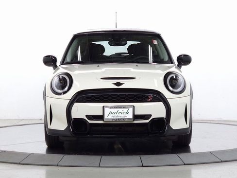 Used 2022 MINI Cooper S w/ Premium Package image 2