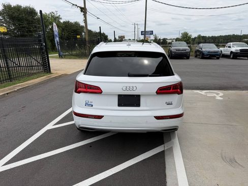 Used 2018 Audi Q5 2.0T Premium Plus AWD/4WD image 3