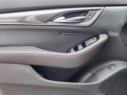 New 2026 Cadillac CT5 V image 18