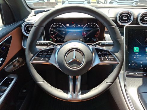 Certified 2025 Mercedes-Benz GLC 300 4MATIC image 18