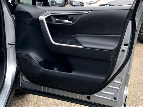 Used 2024 Toyota RAV4 XLE w/ Convenience Package image 23