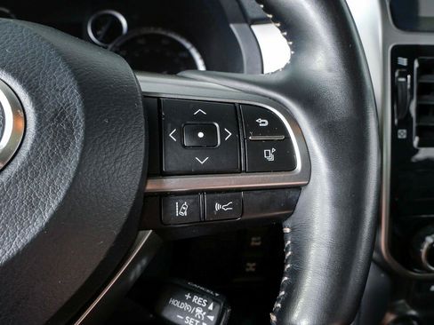 Used 2022 Lexus GX 460 Premium w/ Premium Package AWD/4WD image 11