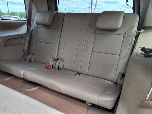 Used 2020 GMC Yukon SLT w/ Open Road Package AWD/4WD image 23
