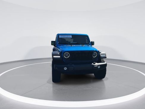 Used 2025 Jeep Wrangler Unlimited Sport AWD/4WD image 3