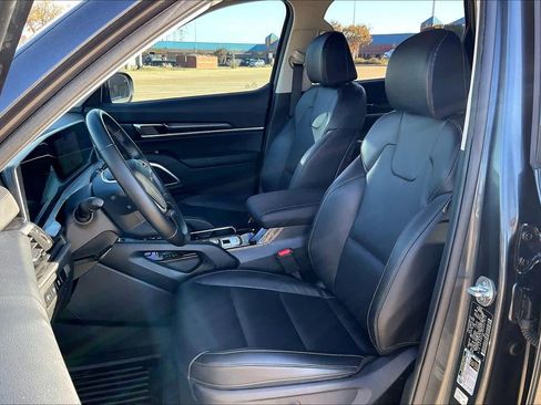 Used 2023 Kia Telluride S w/ S Sunroof Package image 11