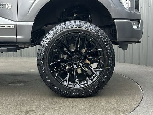 Used 2023 Ford F150 XLT w/ Equipment Group 302A High image 10