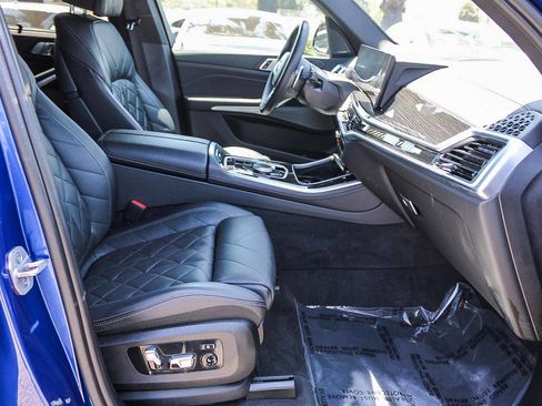 Used 2024 BMW X5 M60i AWD/4WD image 16