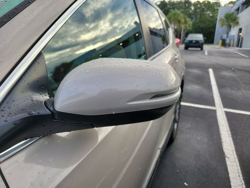 Used 2018 Honda CR-V EX image 6