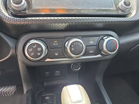 Used 2023 Nissan Kicks SV FWD image 10