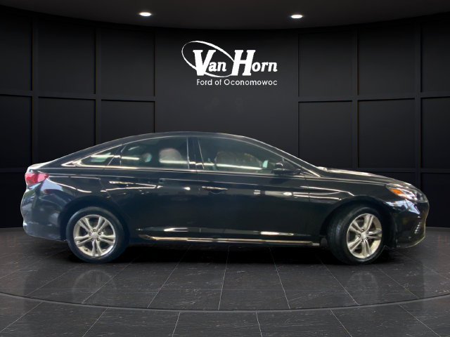 Used 2019 Hyundai Sonata Sport w/ Tech Package 03 FWD image 8