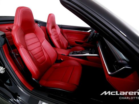 Used 2024 Porsche 911 Turbo image 20