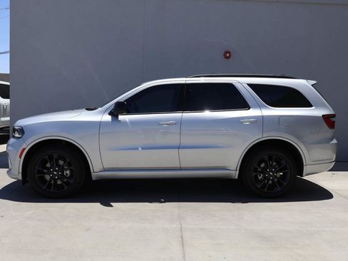 Used 2025 Dodge Durango GT w/ Blacktop Package AWD/4WD image 2