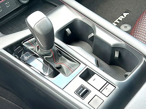 New 2026 Nissan Sentra SR w/ Floor Mat Package FWD image 24