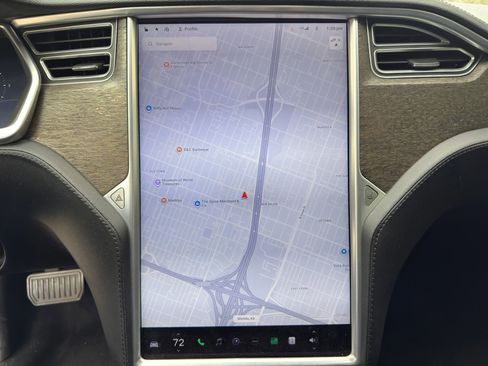 Used 2013 Tesla Model S image 13