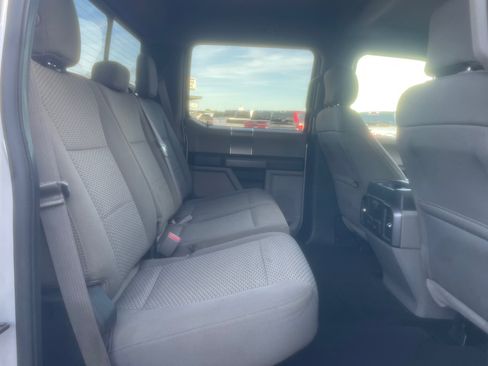Used 2017 Ford F250 XLT w/ XLT Premium Package image 20