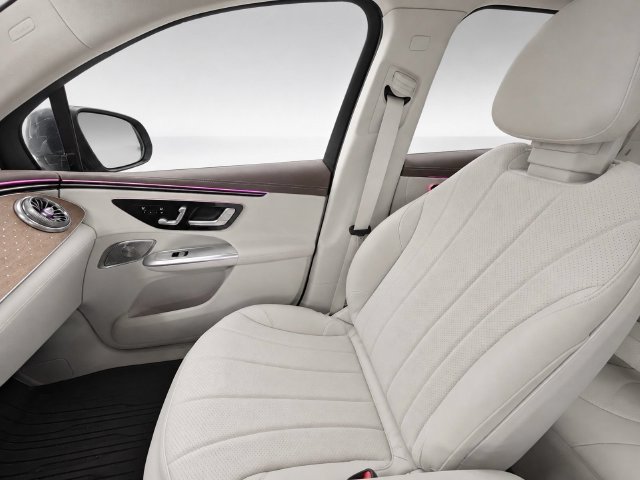 Certified 2023 Mercedes-Benz EQE 350+ 4MATIC SUV image 22