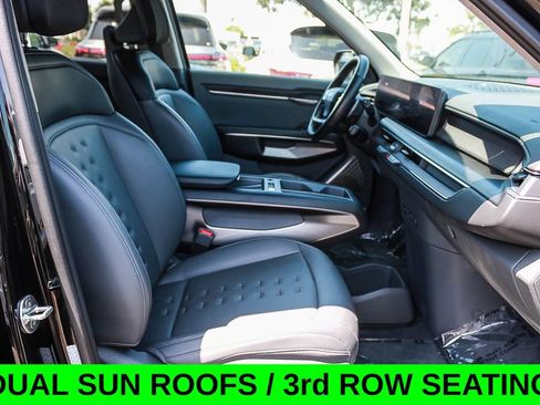 Used 2024 Kia EV9 Wind AWD/4WD image 16