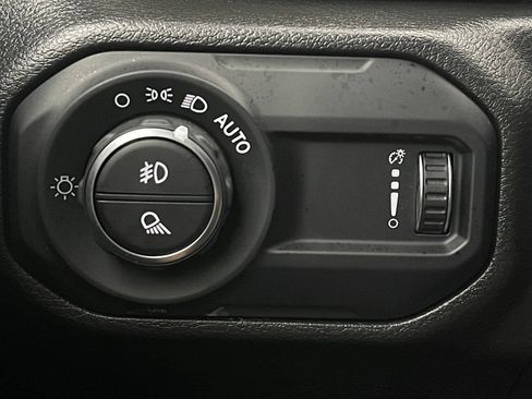 Used 2023 Jeep Gladiator Sport AWD/4WD image 22