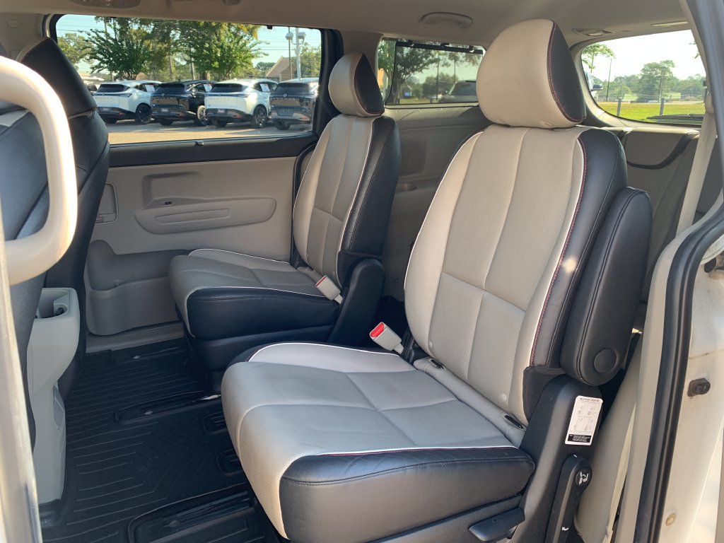 Used 2020 Kia Sedona EX FWD image 26