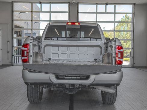 Used 2024 RAM 2500 Laramie w/ Safety Group AWD/4WD image 15