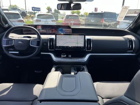 New 2026 Ford Expedition Max Platinum AWD/4WD image 23