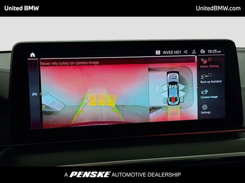 Used 2021 BMW M550i xDrive image 9