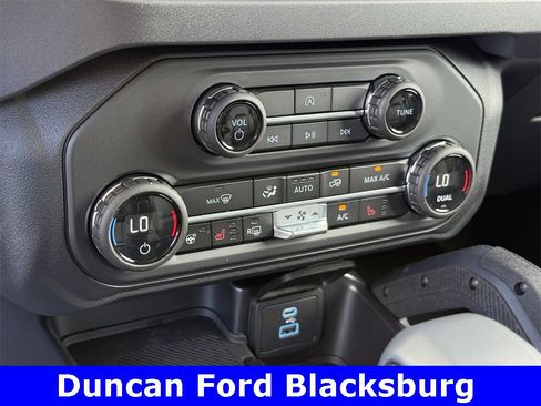 New 2025 Ford Bronco Badlands image 25