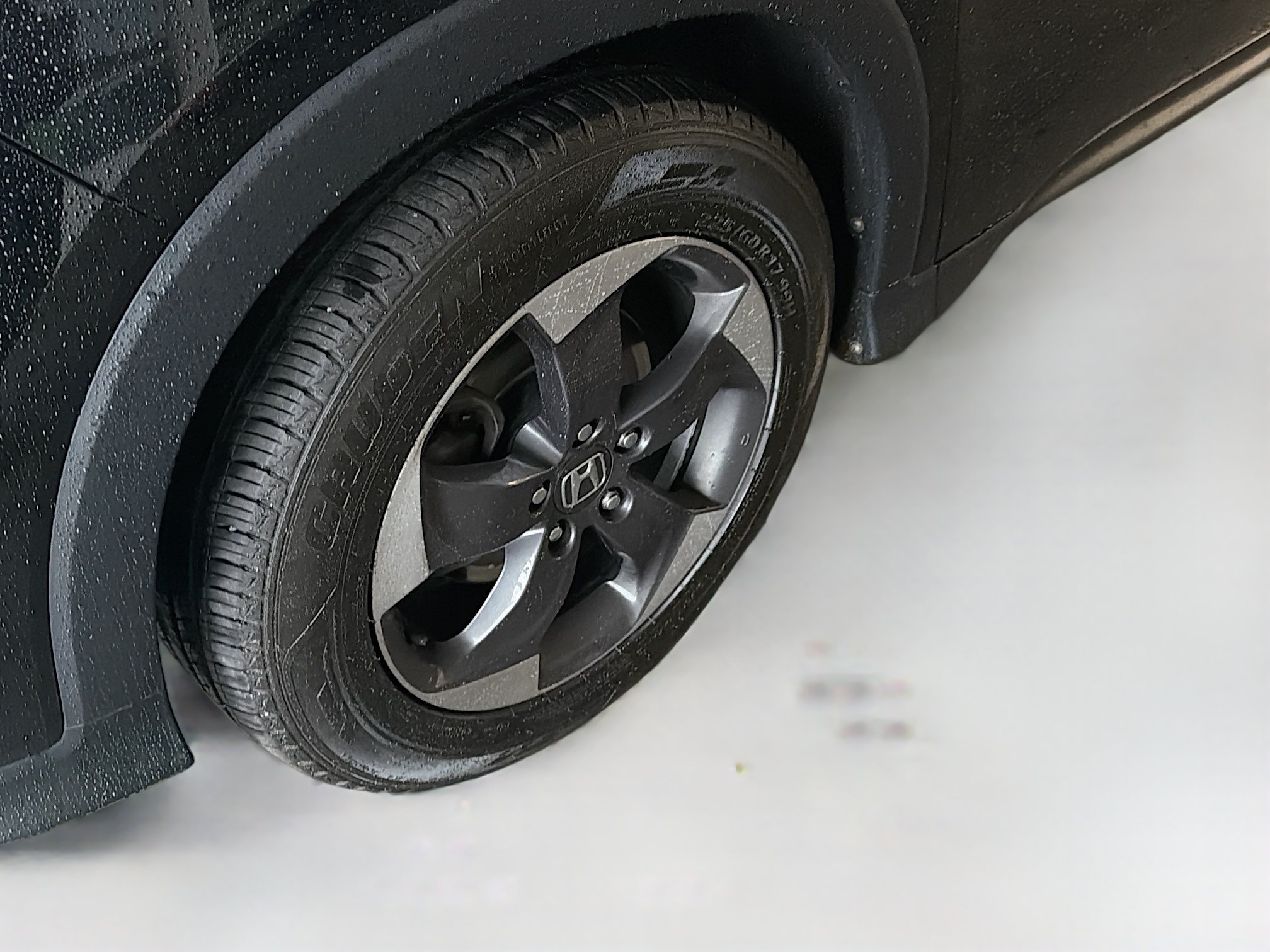 Used 2018 Honda HR-V EX image 11