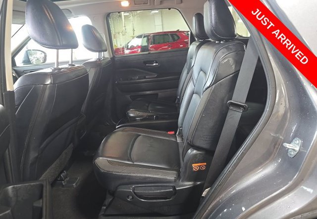 Used 2024 Nissan Pathfinder SL w/ SL Premium Package AWD/4WD image 7