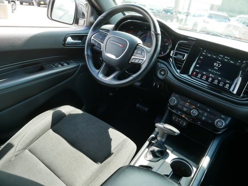 Used 2024 Dodge Durango SXT AWD/4WD image 9