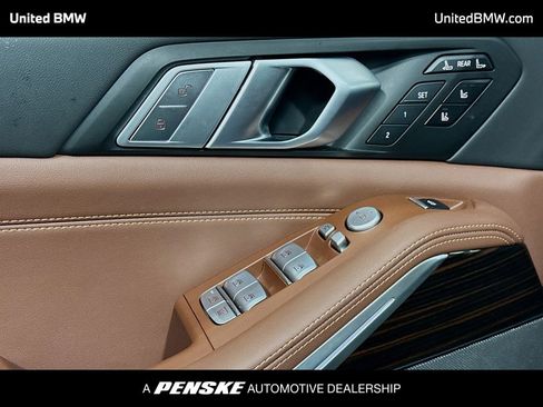 Certified 2026 BMW X7 xDrive40i image 3