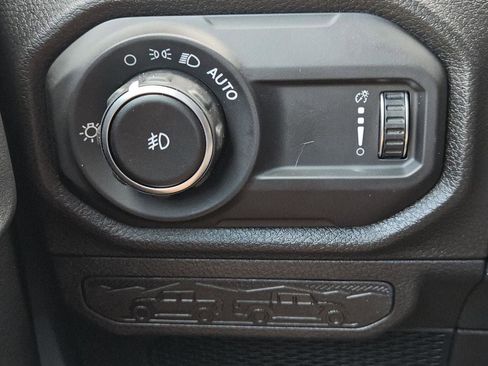 Used 2026 Jeep Wrangler Unlimited Sport AWD/4WD image 13