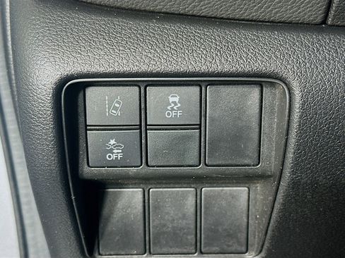 Used 2018 Honda CR-V EX image 16