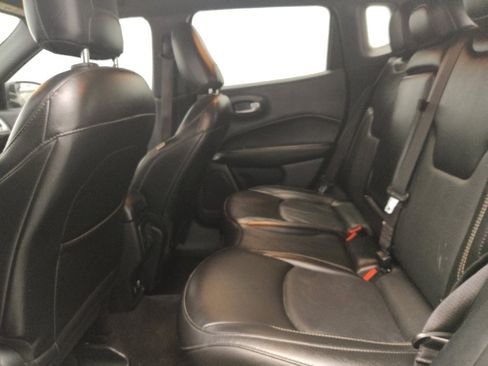 Used 2021 Jeep Compass Latitude image 18