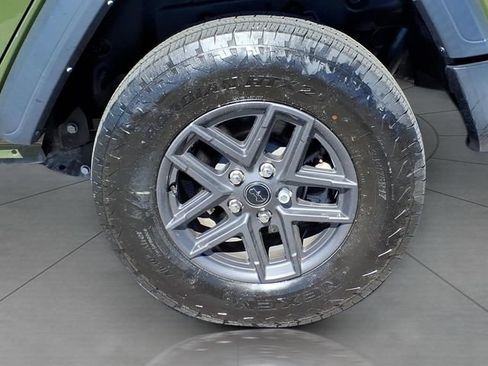 Used 2024 Jeep Wrangler Unlimited Sport AWD/4WD image 30