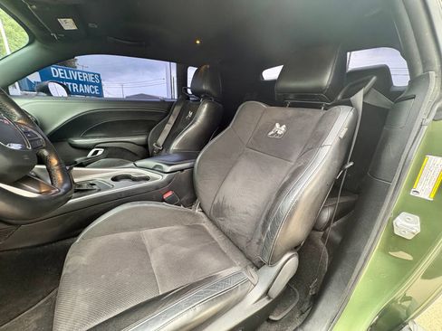 Used 2022 Dodge Challenger R/T Scat Pack RWD image 17