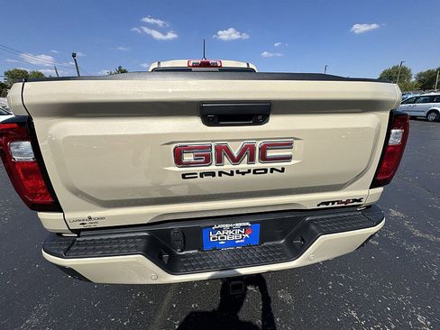 Used 2024 GMC Canyon AT4X image 26