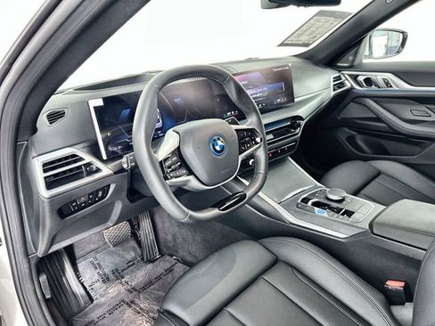 Used 2025 BMW i4 eDrive40 w/ Premium Package RWD image 10