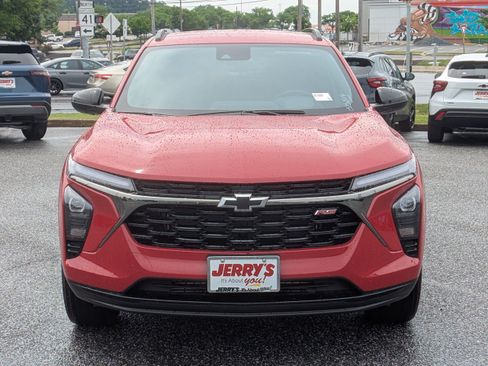 New 2026 Chevrolet Trax RS w/ Driver Confidence Package FWD image 2