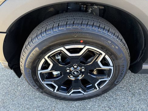 New 2026 Ford Bronco Sport Outer Banks AWD/4WD image 9