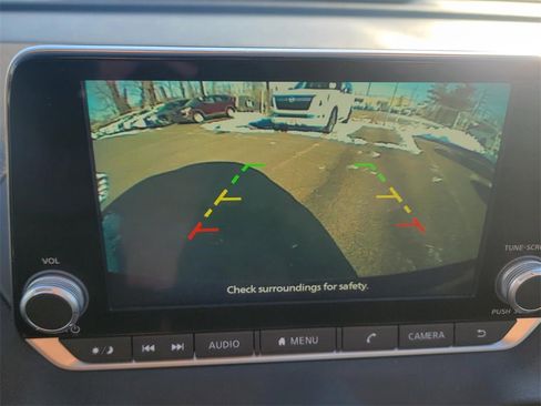 Certified 2023 Nissan Sentra SV image 32