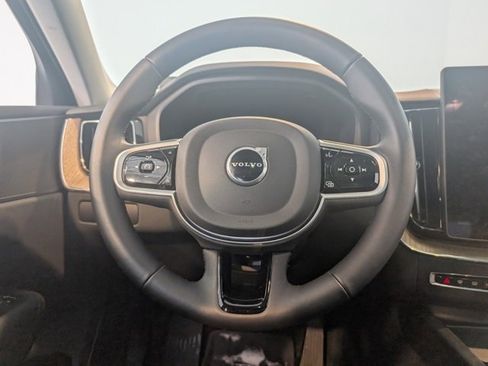Used 2026 Volvo XC60 B5 Core w/ Climate Package image 17