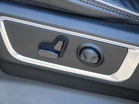 Used 2024 RAM 1500 Laramie image 21