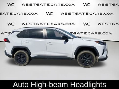 Used 2019 Toyota RAV4 LE image 7