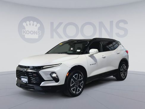 Used 2025 Chevrolet Blazer RS w/ Driver Confidence II Package AWD/4WD image 5