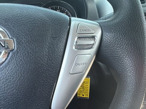 Used 2017 Nissan Versa SV FWD image 17